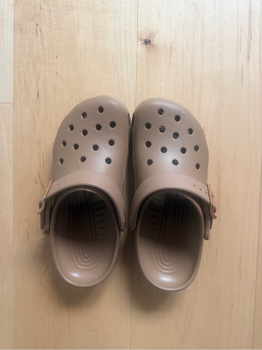 CROCS Classic Clog Sandal in Light Brown/Tan